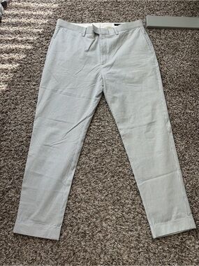 Banana Republic Light Gray Seersucker Chinos